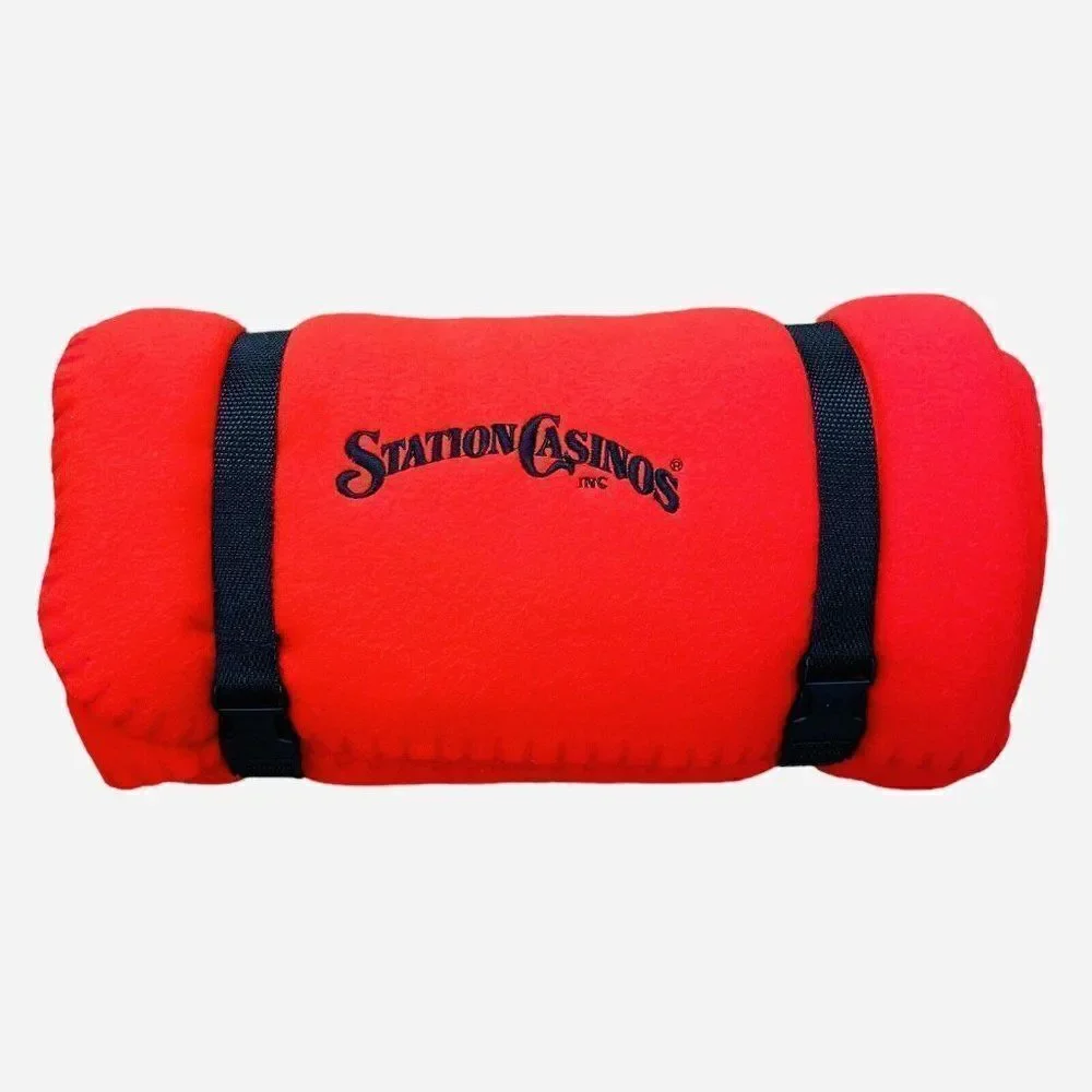 NEW Station Casino Red Felt Blanket Throw with Travel Handle Monarch Promo 60x49